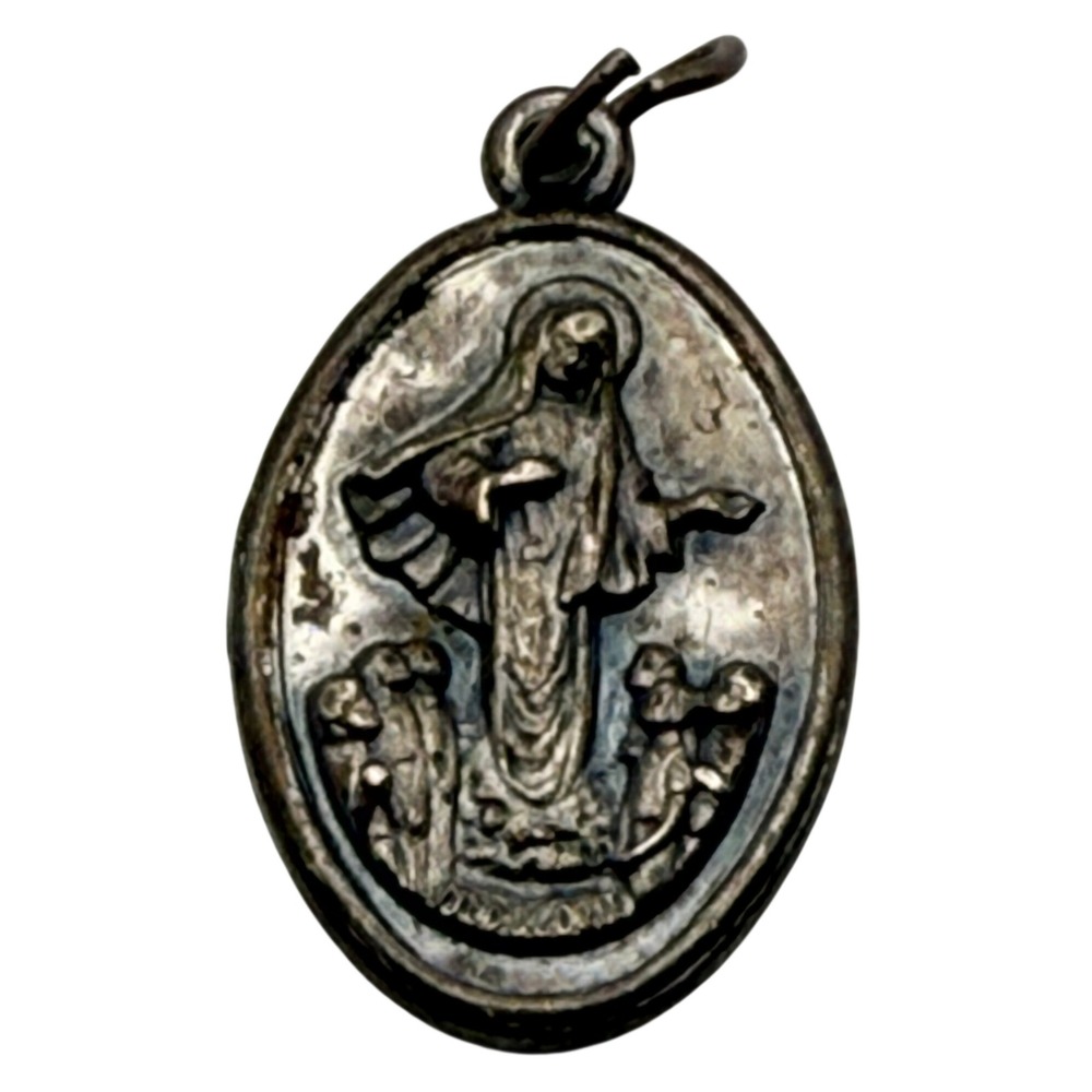 Vintage Virgin Mary Church Religious Medal Pendant Silver Tone 0.75 Inch Small